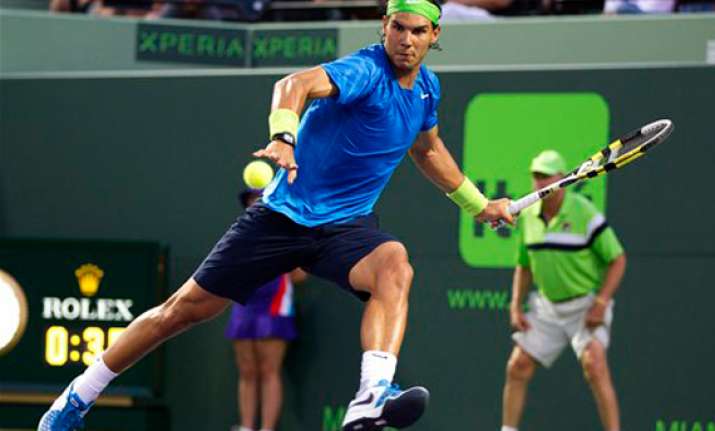 rafael nadal advances at miami masters