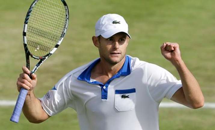 roddick advances to 3rd round at wimbledon