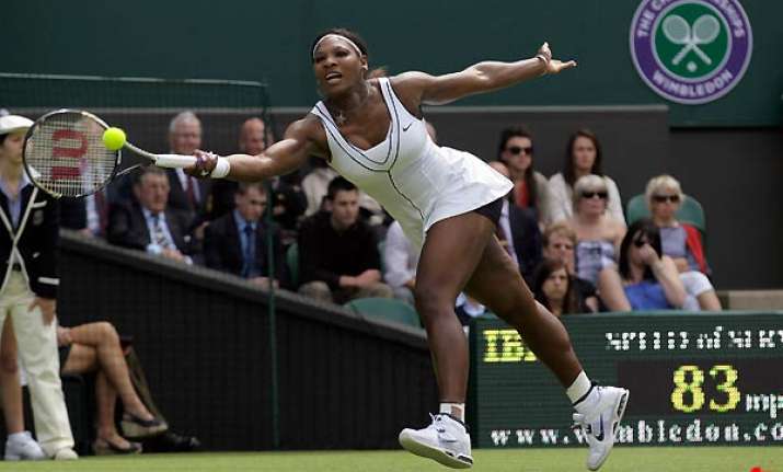 serena gives sick 5 year old a wimbledon day out