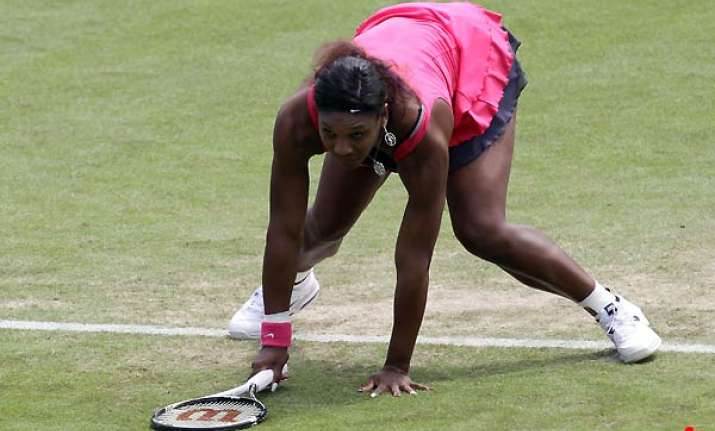 serena knocked out by zvonareva
