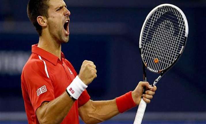 shanghai masters djokovic recovers to reach 3rd round