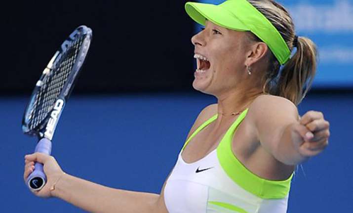 sharapova into australian open final