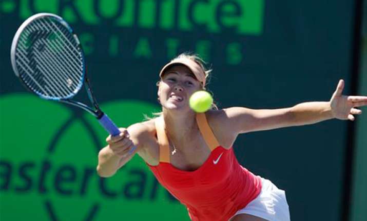 sharapova reaches quarterfinals at miami masters