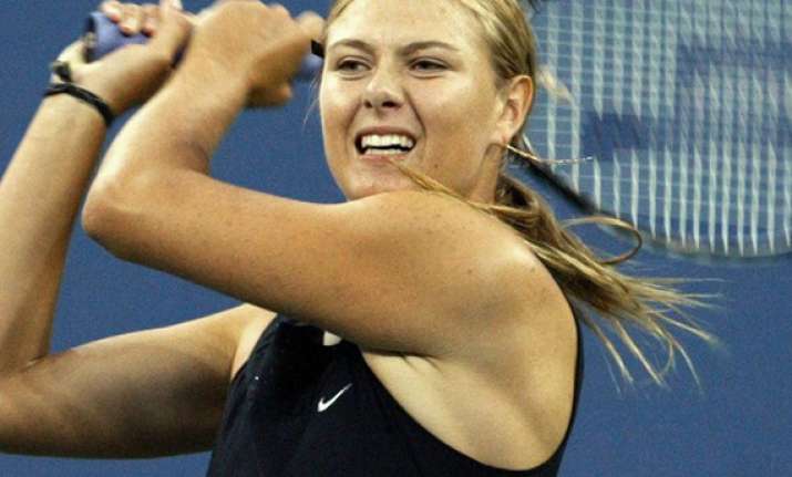 sharapova cruises into 2nd round at wimbledon
