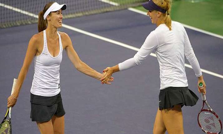 sony open martina hingis wins 1st doubles title since 2007