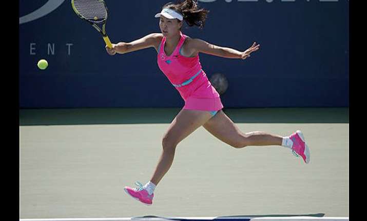 us open peng shuai upsets 4th seeded radwanska