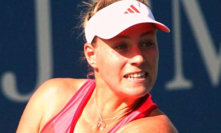 wta championships top seeded kerber ivanovic reach linz