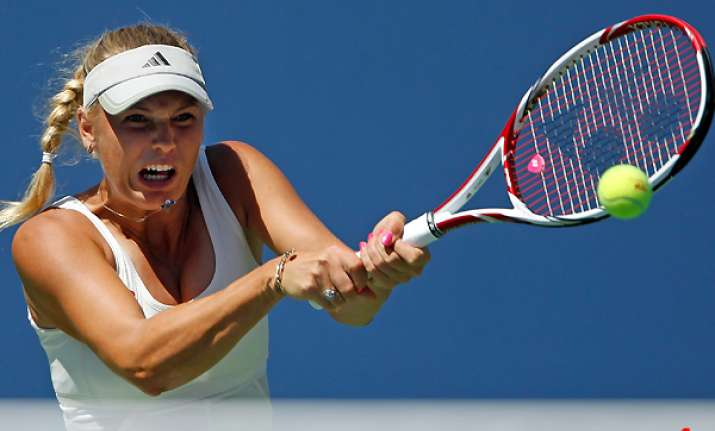wozniacki saves the intrigue for later