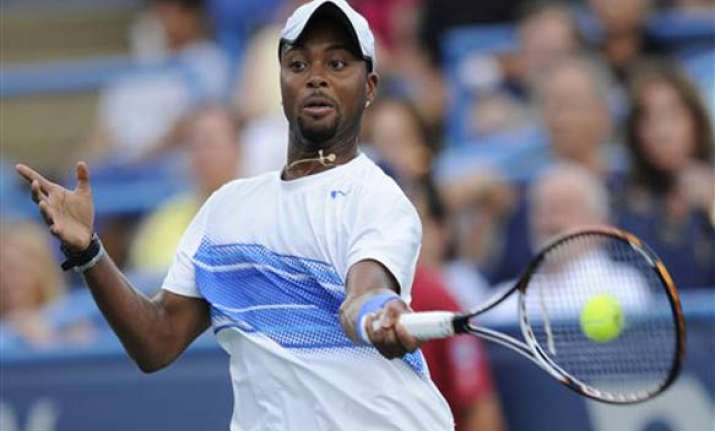 young blake win openers easily in washington