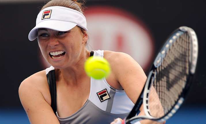 zvonareva reaches pattaya quarterfinals