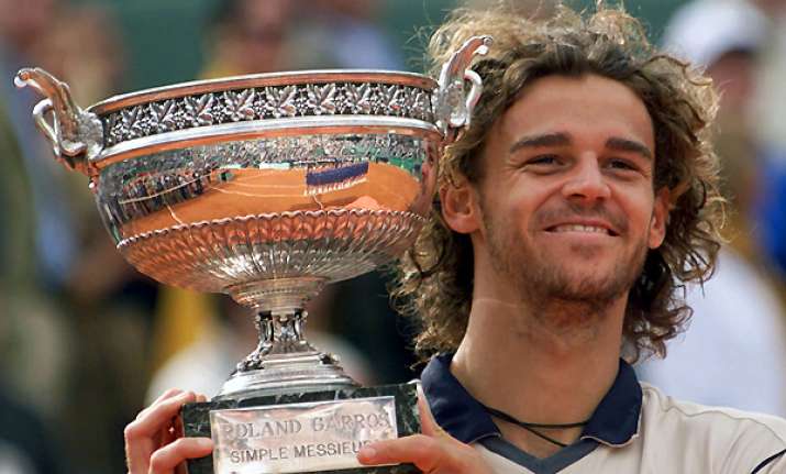 3 time french open champ kuerten elected to hall