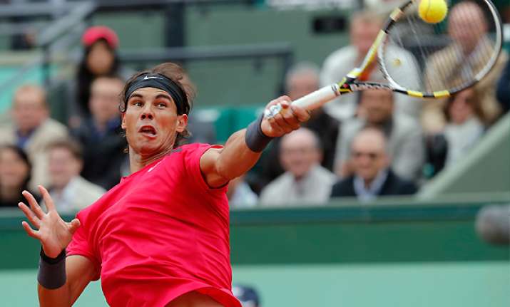 6 time champ rafael nadal rolls on at french open