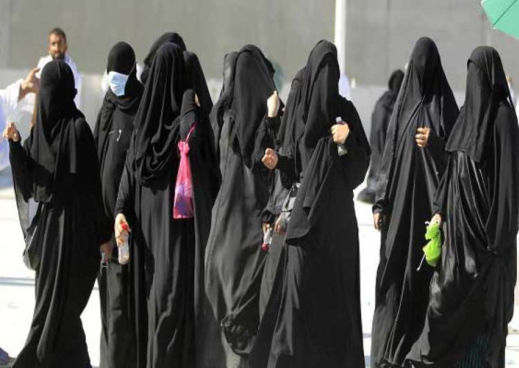Saudi Arabia vows to create more jobs for women