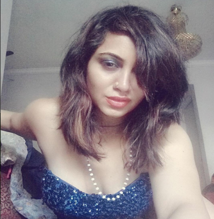 Bigg Boss 11 contestant Arshi's sexy pics can take your breath away