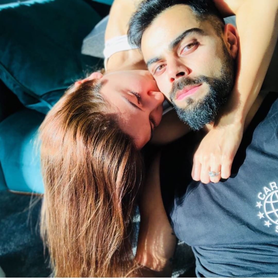 Anushka Sharma and Virat Kohli's lovestruck pics will make you miss your  'one and only