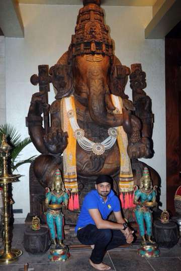 Ganpati bappa photo shoot pose boy | Ganesh chaturthi photo pose | Ganesh  photo pose ideas - YouTube