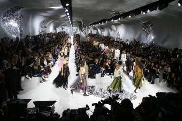 Christian Dior News, Collections, Fashion Shows, Fashion Week