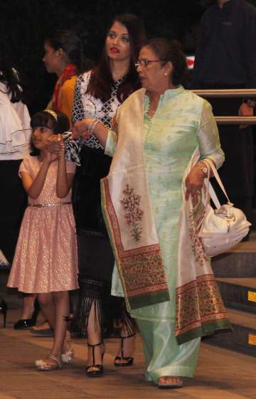 Photos: Aishwarya Rai Bachchan and Aaradhya Bachchan's chic