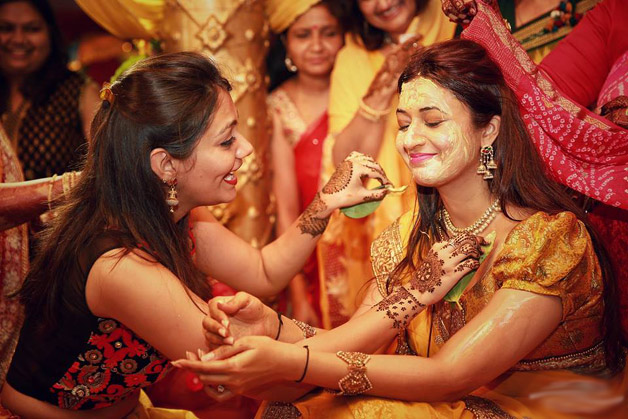 Mehndi Designs - Divyanka Tripathi and Vivek Dahiya's shaadi was the  biggest one among the Telly World. Yes, theirs was a lavish wedding which  took place in Bhopal. That day we posted