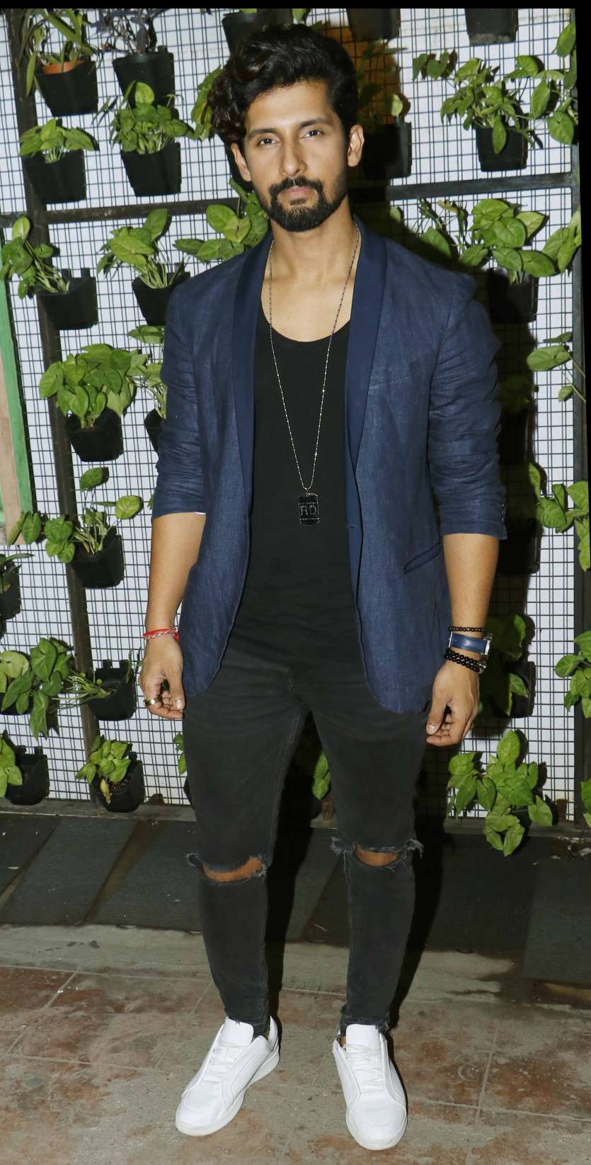 Ekta Kapoor, Ravi Dubey and other TV stars have fun at after-party of Box Cricket League Ekta Kapoor, Ravi Dubey and other TV stars have fun at after-party of Box Cricket League