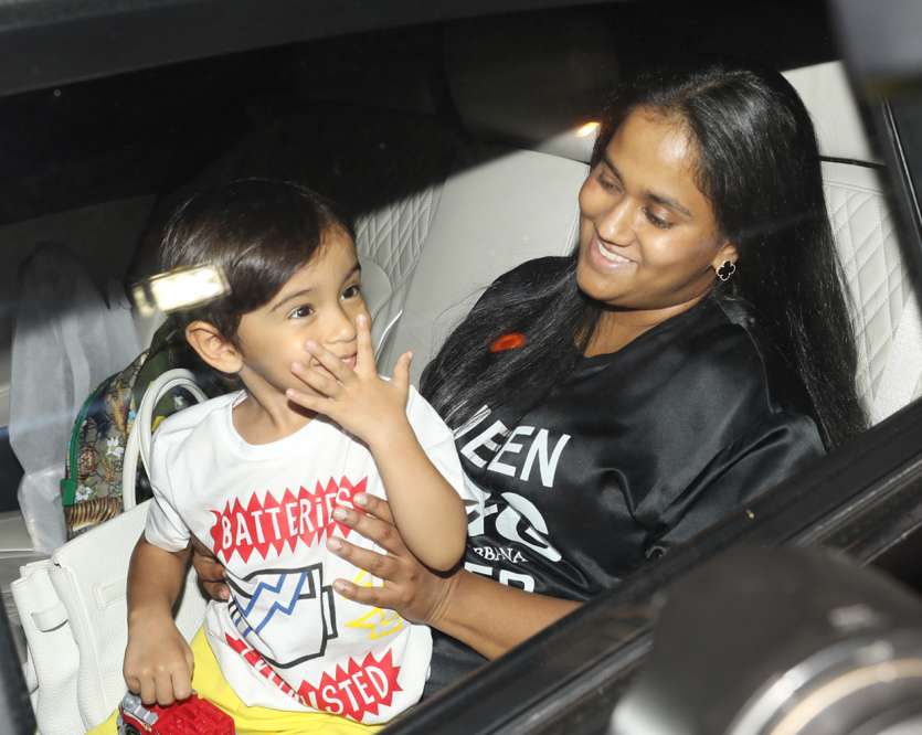 Katrina Kaif enjoys dinner outing with Salman Khan's sisters Alvira and  Arpita, see pics