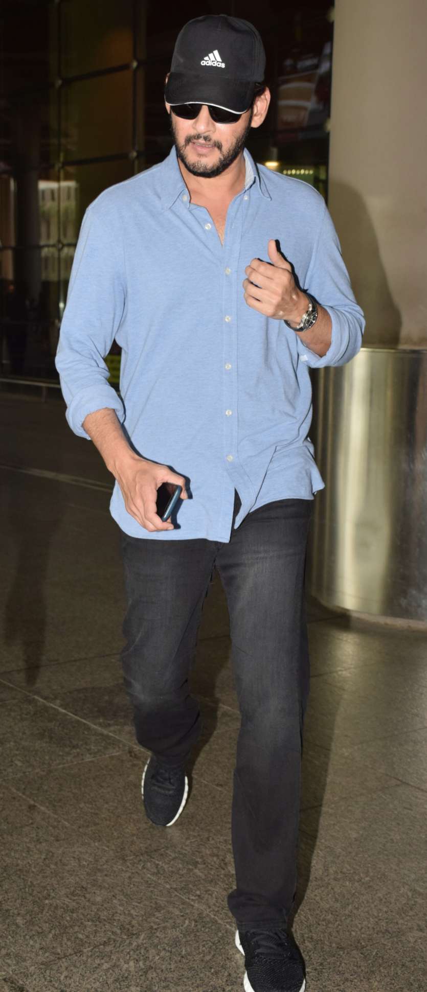 Mahesh Babu sports beard look for his 25th film. Check out latest pics