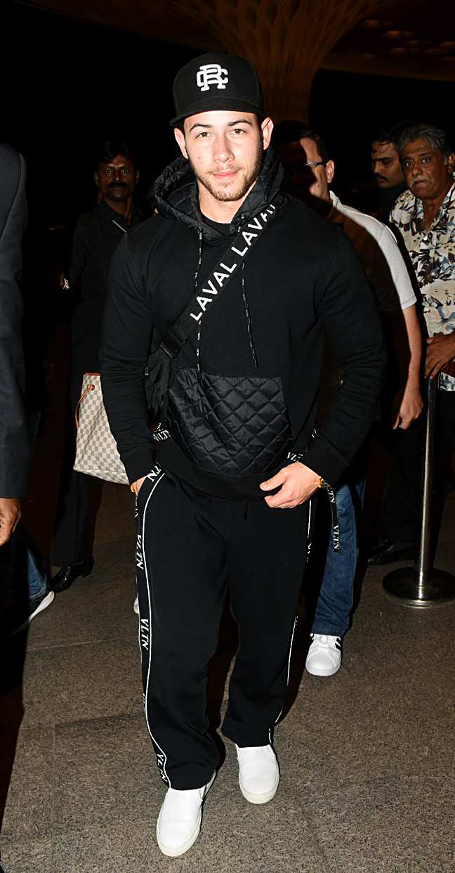 Nick Jonas leaves for US with family after engagement with Priyanka ...