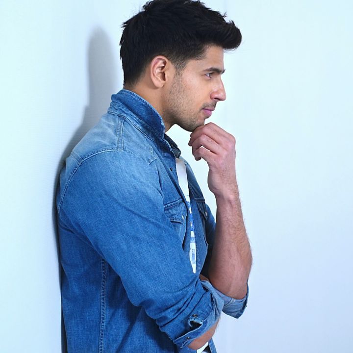 85 Sidharth Malhotra HD Wallpaper Android iPhone HD Wallpaper Background Download png jpg 2023