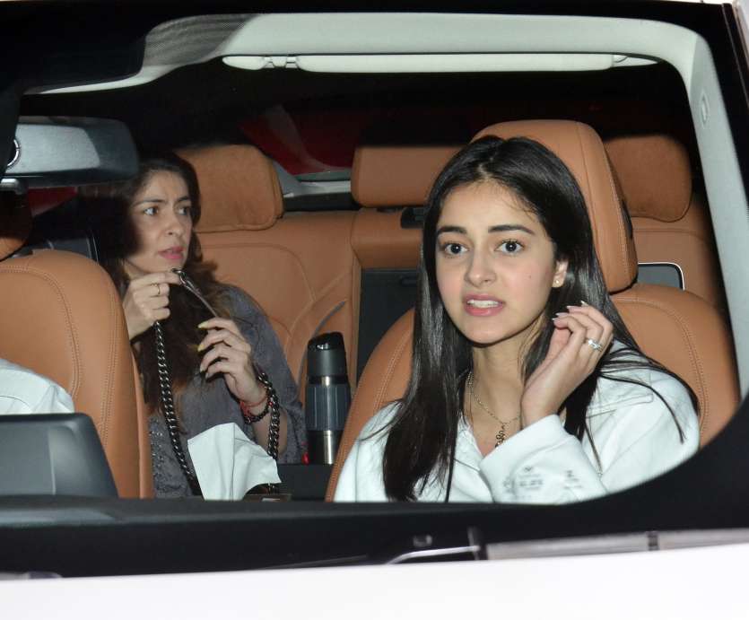 PICS: Ananya Panday gives fashion goals as she steps out for dinner in ...