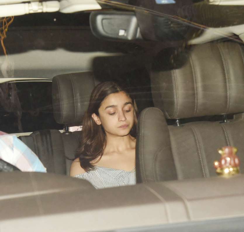 Alia Bhatt, Ranveer Singh Spotted At A Zoya Akhtar House Bandra