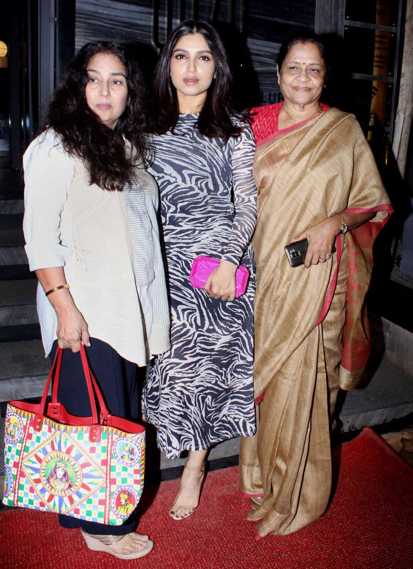 Latest Bollywood Photos July 17: Celebrities attend The Lion King ...