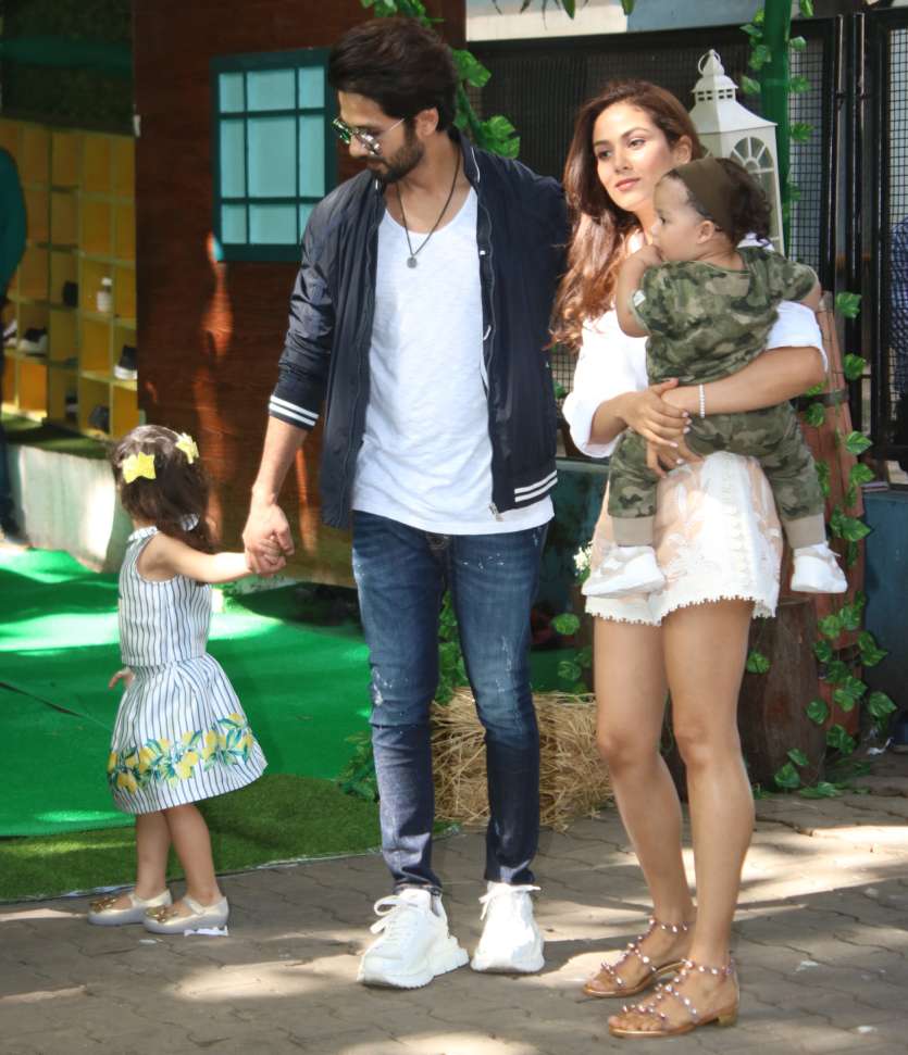 Shahid Kapoor Mira Rajput Celebrate Misha S Birthday Abram Khan Ishaan Khatter Attend In Pics