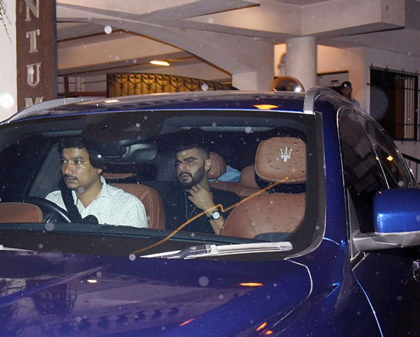 Latest Bollywood Photos August 18: Shahid Kapoor dines out with wife ...