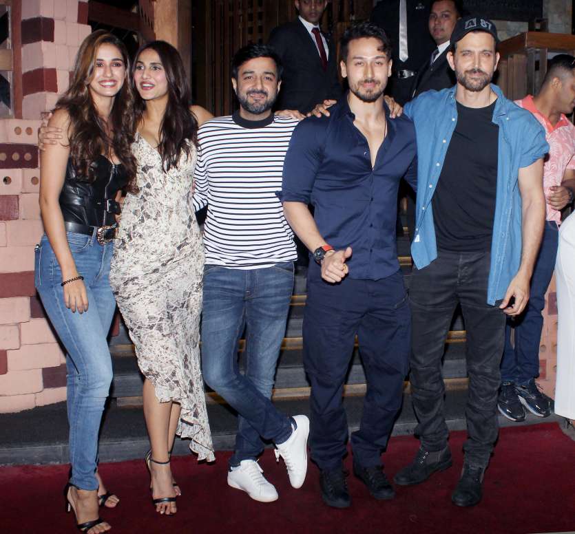 Latest Bollywood Photos Team War Celebrates Success Celebs At Malaika S Birthday Bash