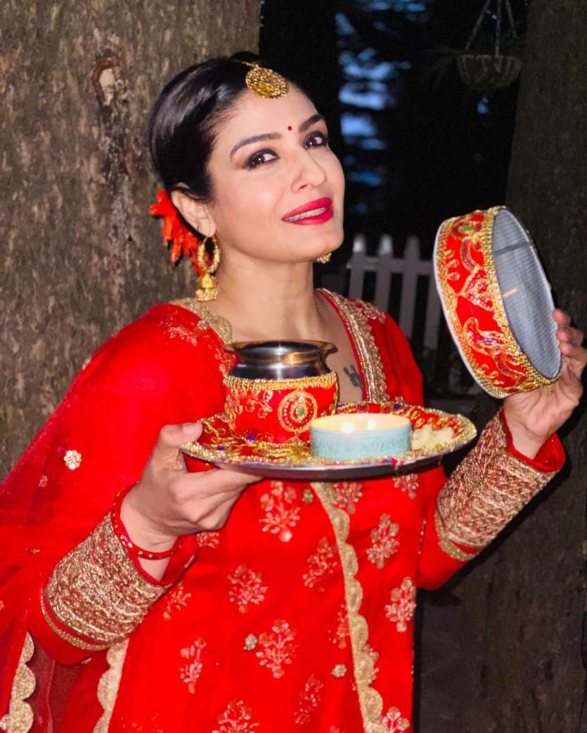 Bollywood Celebs Perform Karva Chauth In Style