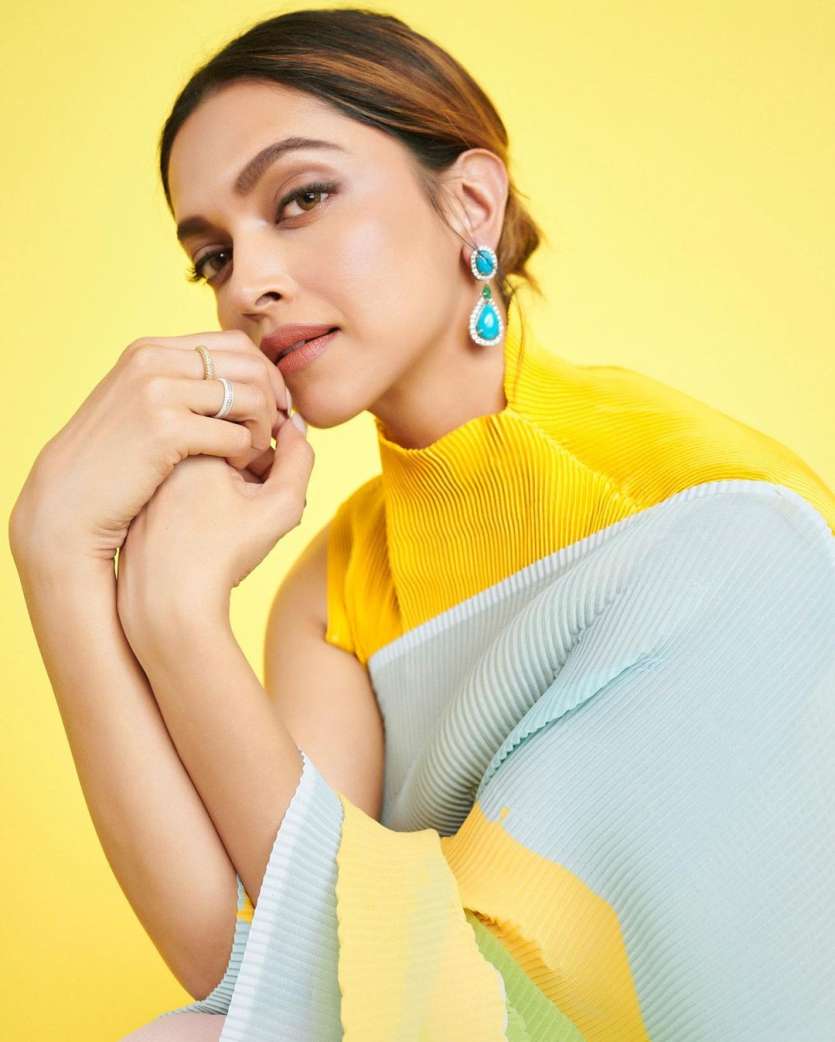 Divine Deepika Padukone Is A Vision To Behold In This Dreamy Organza