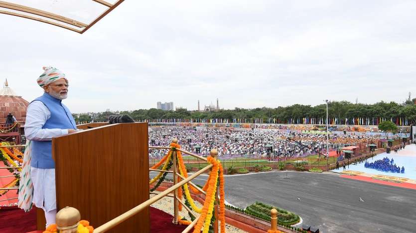 Independence Day 2022: PM Modi shares best photos from Red Fort of I-Day celebrations