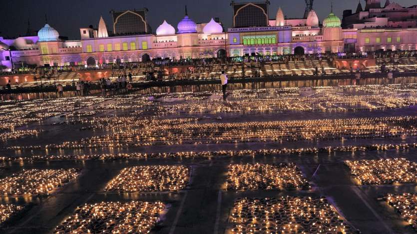 Deepotsav 2022: Diyas light up ghats of Ayodhya on Diwali eve | PICS