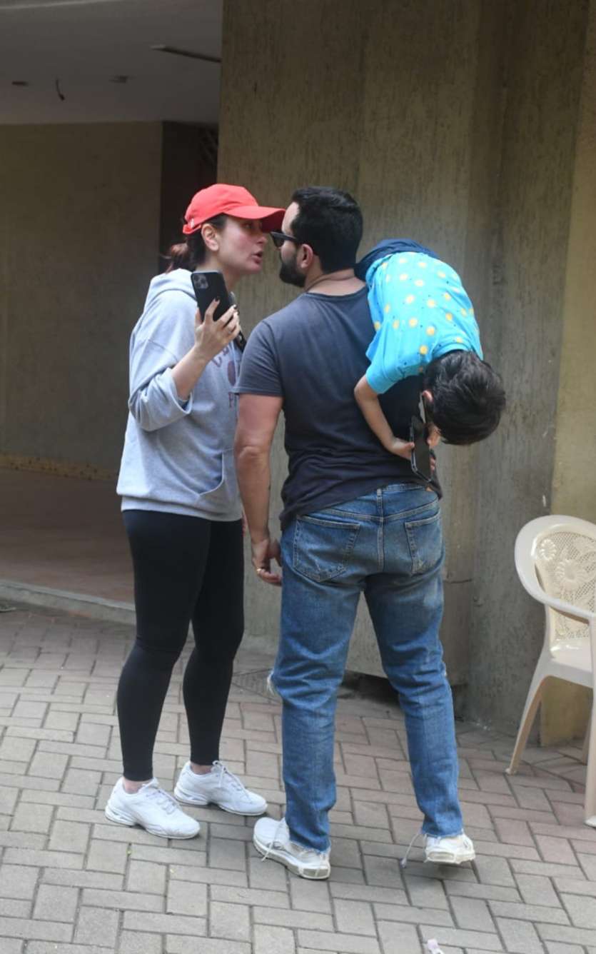 After bidding adieu to his wife, Saif was seen carrying Taimur to the house. For the unversed, Kareena and Saif are also parents to another son, Jehangir.