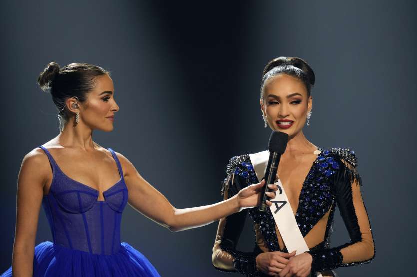 In PICS Miss Universe 2022 RBonney Gabriel crowning moment harnaaz sandhu  divita rai latest news