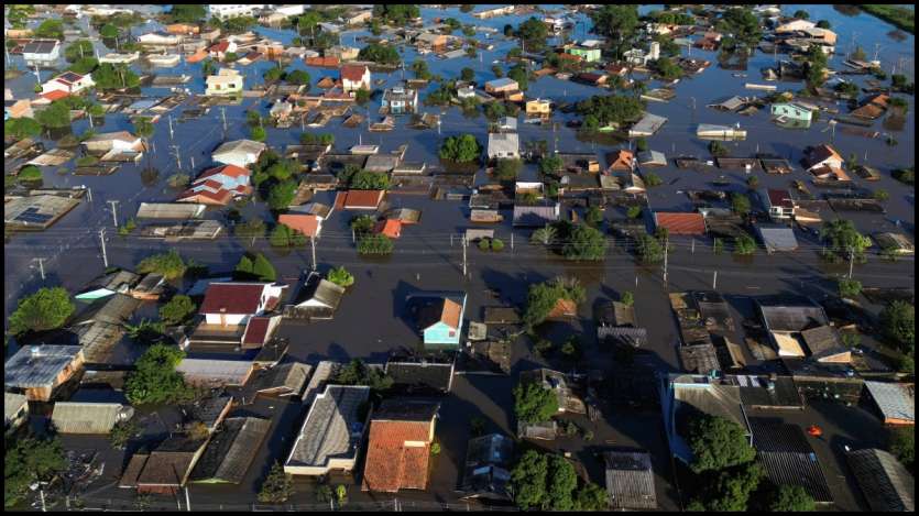 Brazilians struggle with loss and despair as worst rainfall in 80 years ...