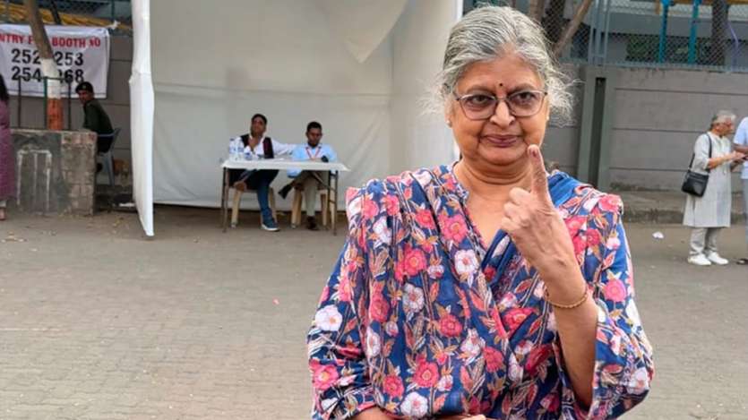 Actress Sulabha Arya was also seen posing her inked finger after she cast her vote on Wednesday morning.