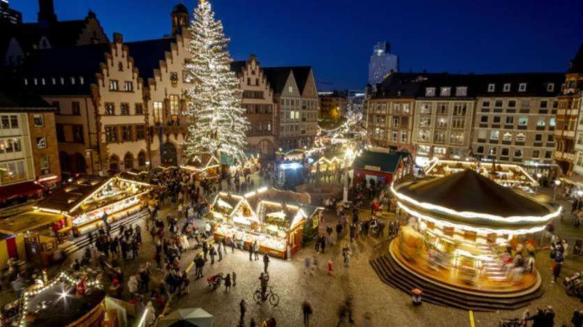 Christmas magic: European markets in full splendour | PICS