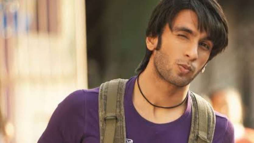 Bittoo Sharma from Band Baaja Baaraat: Ranveer Singh made his Bollywood debut as the flamboyant Delhi lad, the typical love story hero, with the highest level of perfection. It didn't feel like his debut, but it was a promising one. He depicted a range of emotions with ease and seemed fully committed to the role of a humorous, youthful Delhi man.