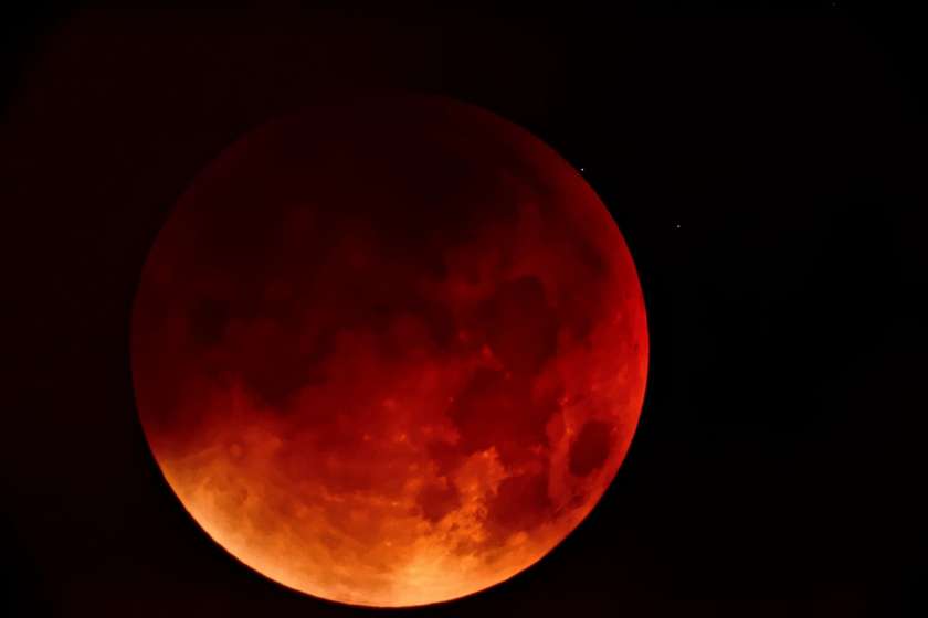 Super Blue Blood Moon 2018: 10 stunning pictures from across the world