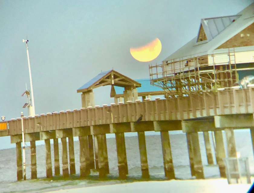 Super Blue Blood Moon 2018: 10 stunning pictures from across the world