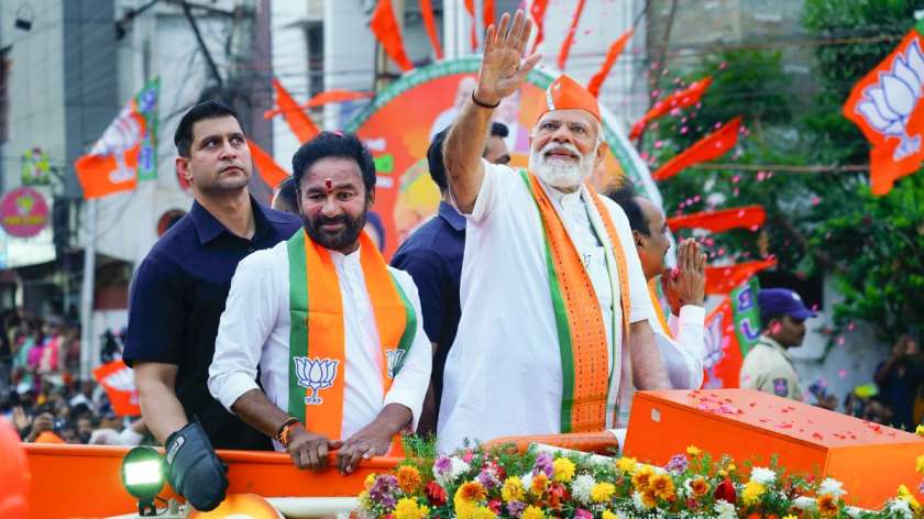 PM Modi's mega roadshow in Hyderabad weeks before Lok Sabha elections ...