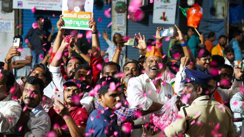 PM Modi's mega roadshow in Hyderabad weeks before Lok Sabha elections ...