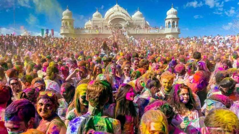 holi festival india elephant