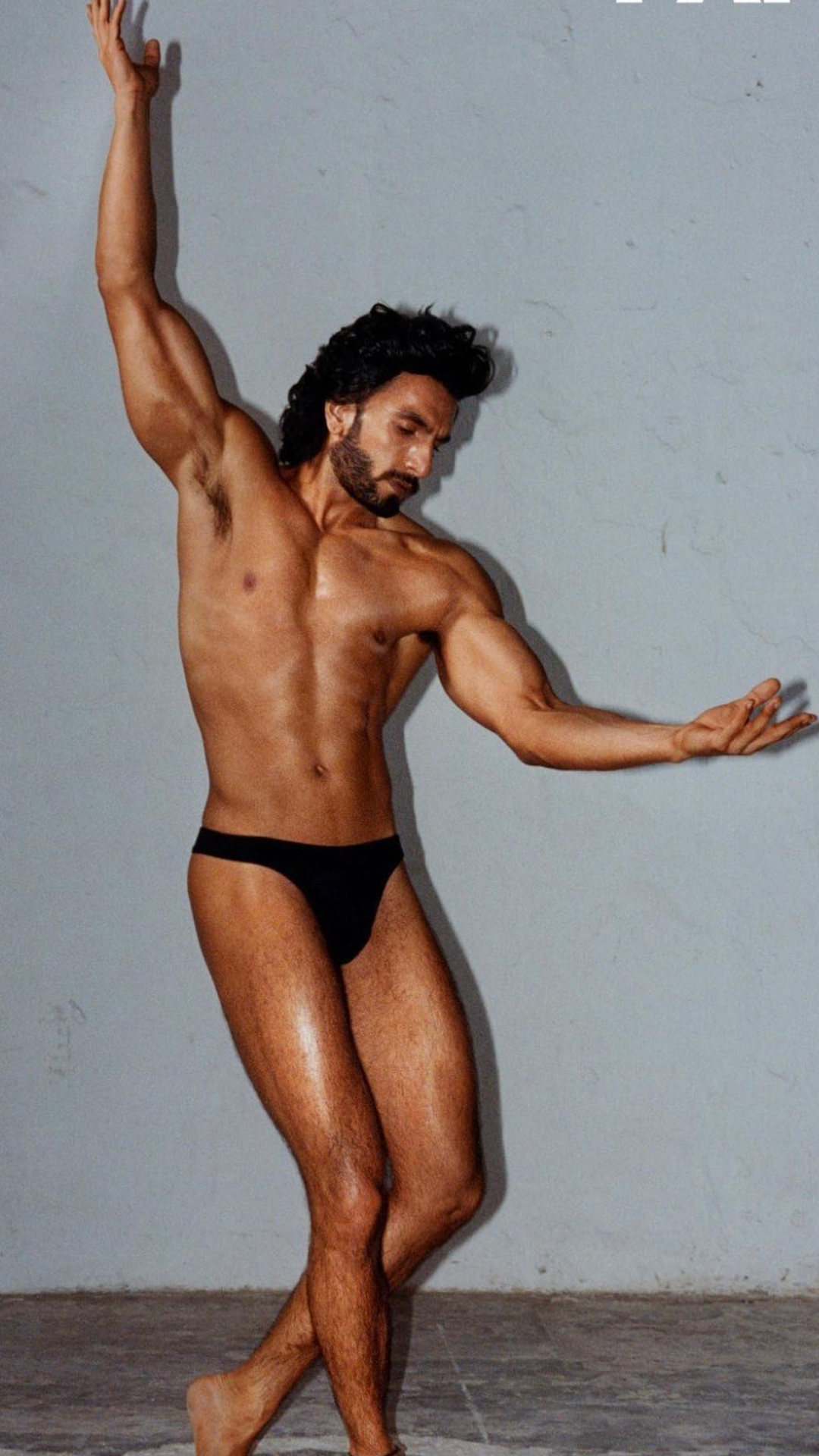 Ranveer Singh posed nude for Paper magazine as he paid tribute to Burt Reynolds. 